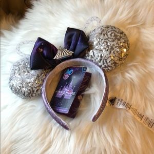 Minnie Mouse Main Attraction Space Mountain Ear’s